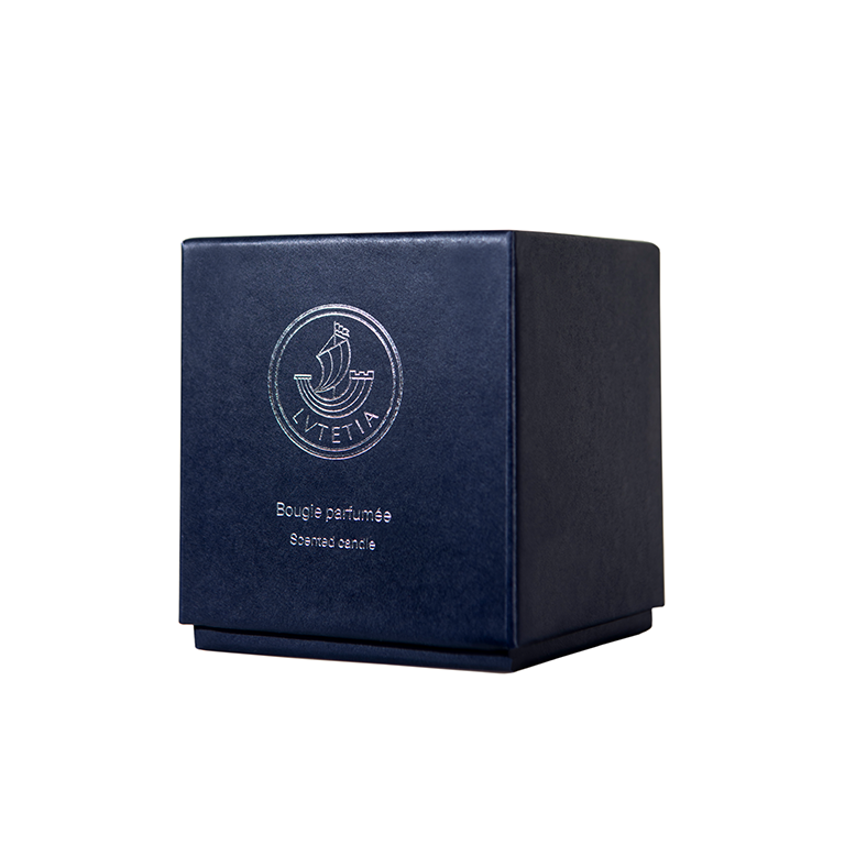 Lutetia scented candle