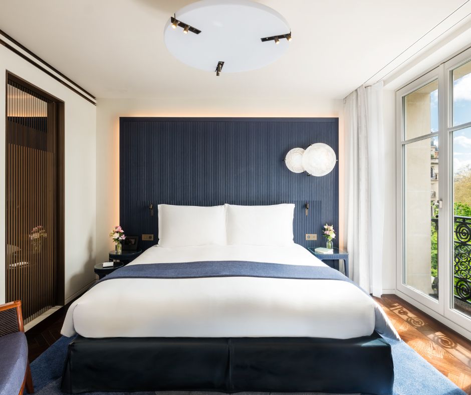 Lutetia signature mattress and bed